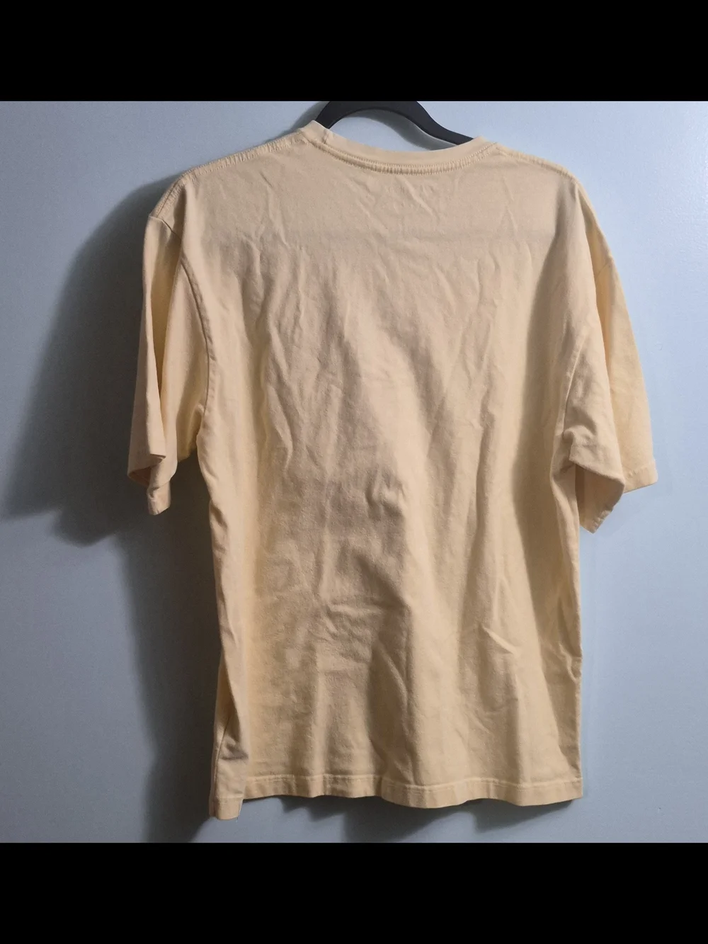Columbia Men's Short Sleeve Crew Tee in Pale Yellow